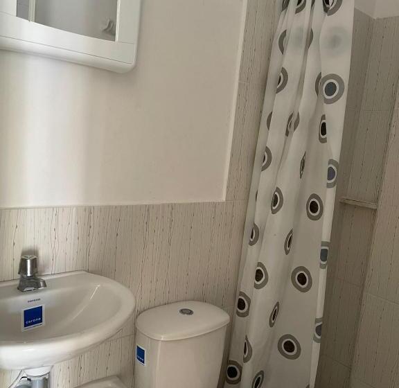 پانسیون Manglearena