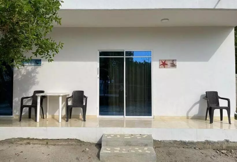 Majatalo Manglearena