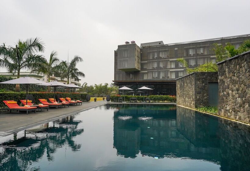 Radisson Resort And Spa Lonavala