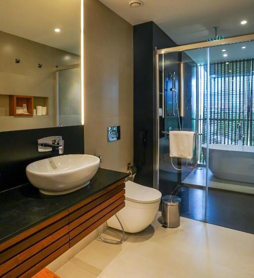 Radisson Resort And Spa Lonavala