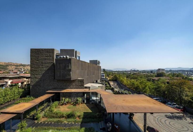 Radisson Resort And Spa Lonavala