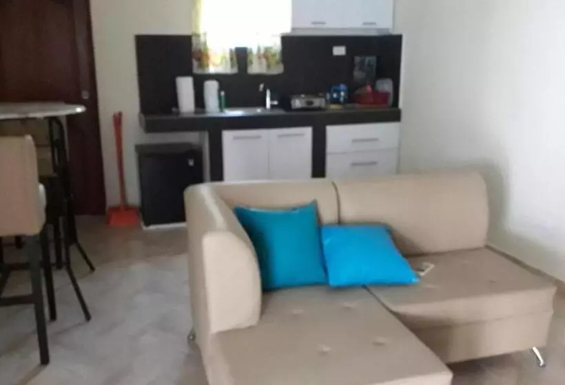 استراحتگاه Curasita Colour Appartments