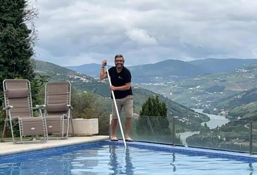 ベッドアンドブレックファースト Golden Mirror