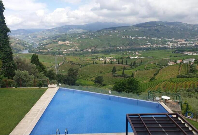 تختخواب و صبحانه Golden Mirror