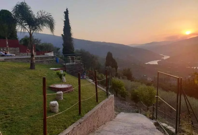 ベッドアンドブレックファースト Golden Mirror