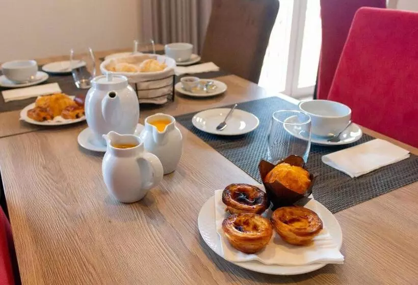 ベッドアンドブレックファースト Golden Mirror