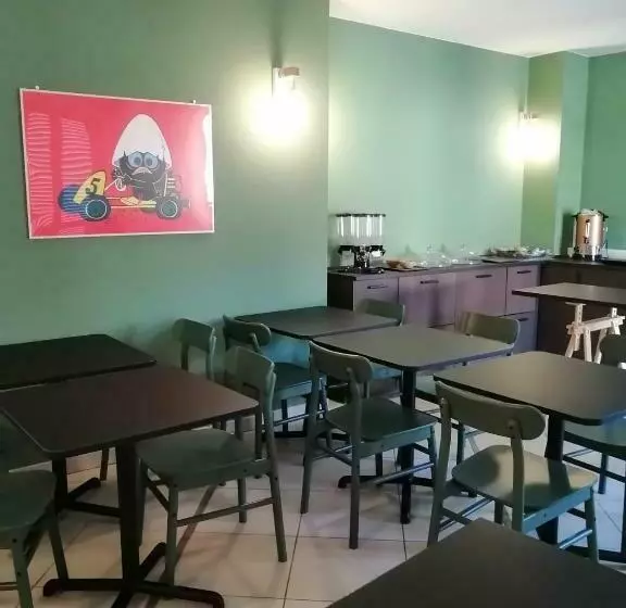 ホテル Albergo Della Posta