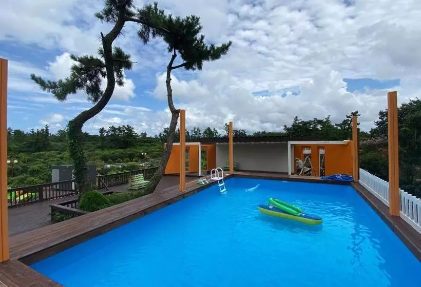 هتل Jeju Healing Park