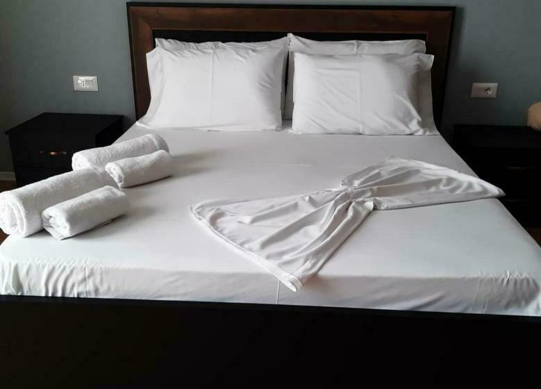 酒店 House Of Horses Shtepia E Kuajve