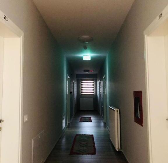 酒店 House Of Horses Shtepia E Kuajve