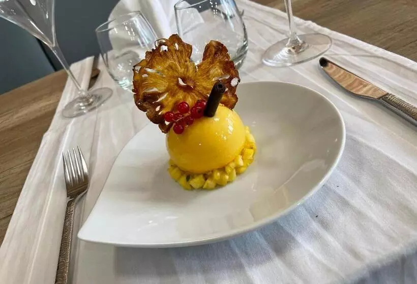 ホテル Hôtel & Spa Du Tremplin