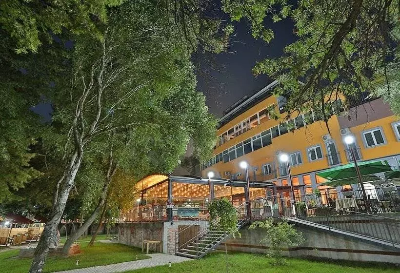 هتل Kumanovo Spa