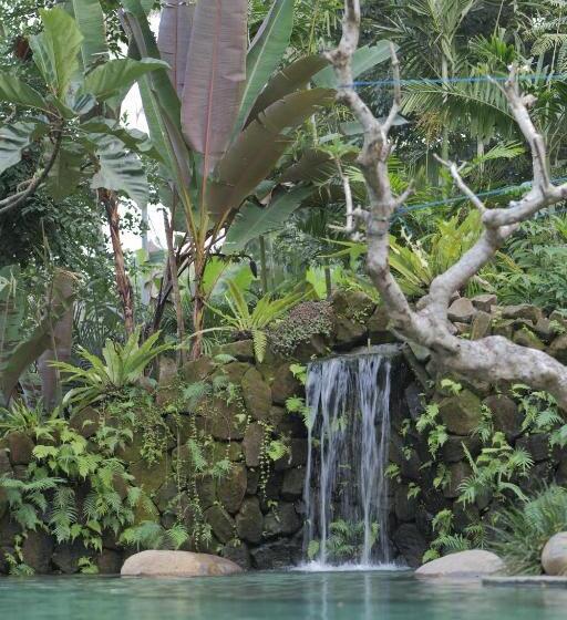 酒店 Pramana Giri Kusuma