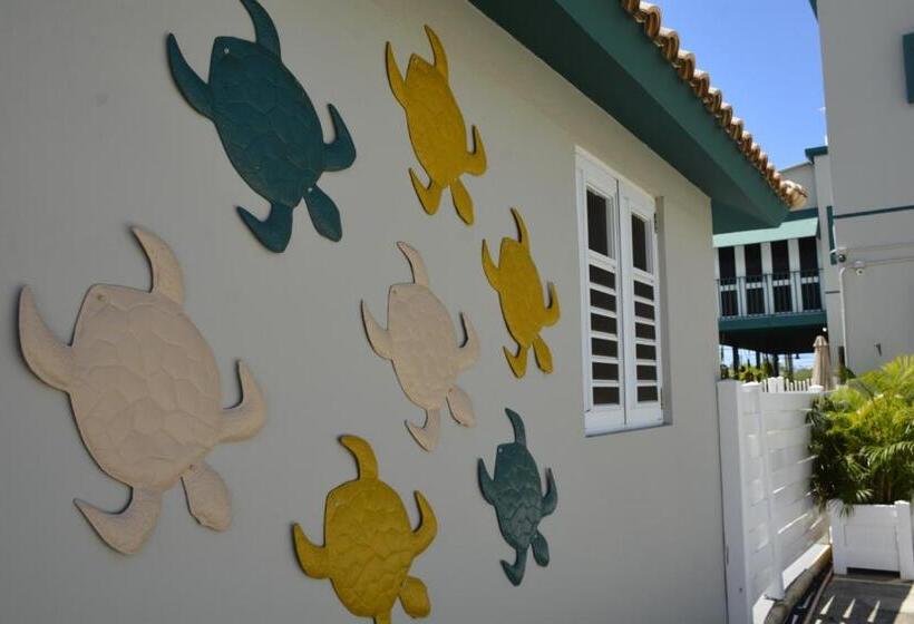 هتل Turtle Bay Inn