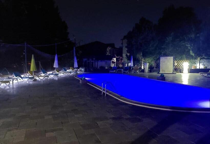 پانسیون Relax Spa Costinesti D Amy