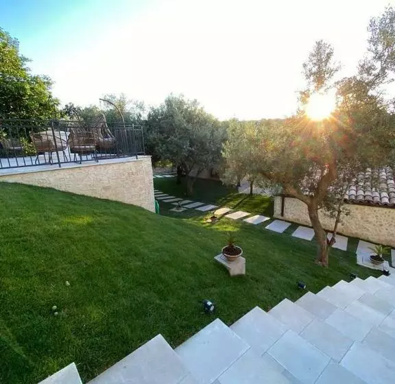 Lomakeskus Relais Frasimon Antico Casale