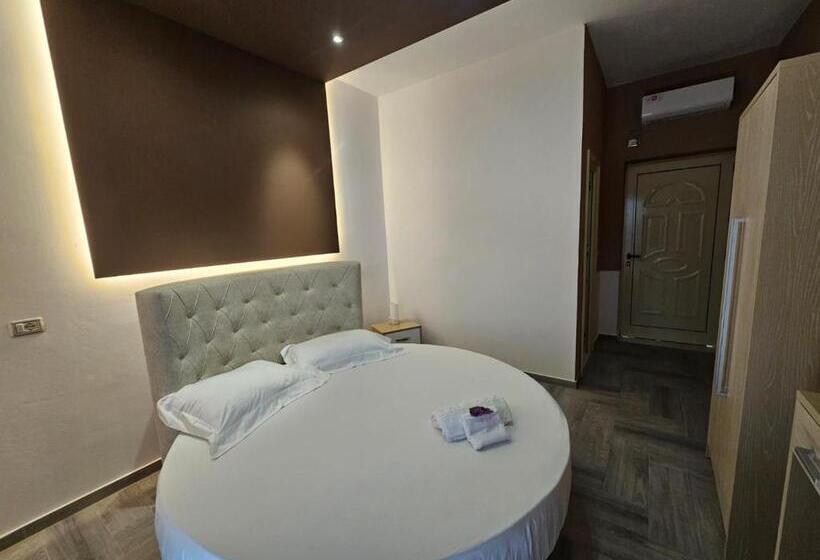 تختخواب و صبحانه Bluflest