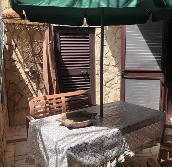 ベッドアンドブレックファースト Odegos