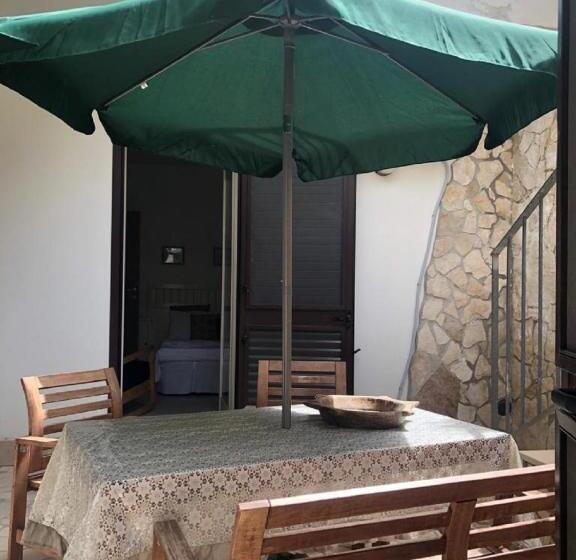 Bed and Breakfast Odegos