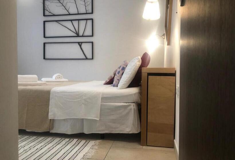 Bed and Breakfast Odegos