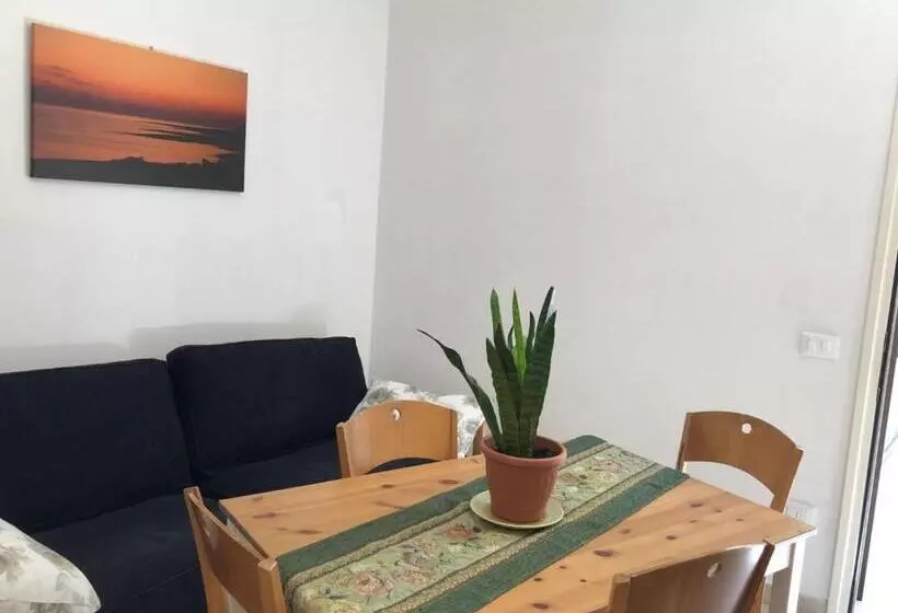 ベッドアンドブレックファースト Odegos