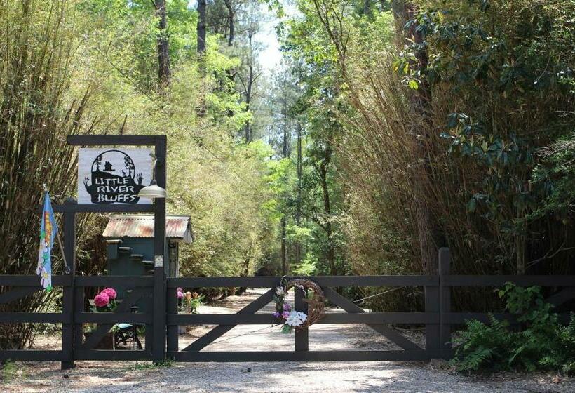 مبيت وإفطار The River Chalet