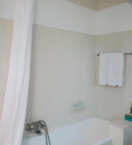 تختخواب و صبحانه Villa Vagabondo