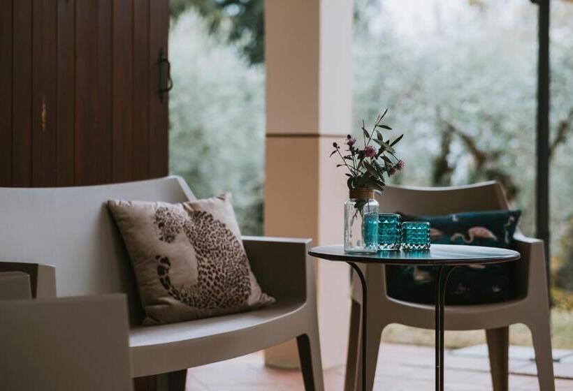 تختخواب و صبحانه Villa Vagabondo