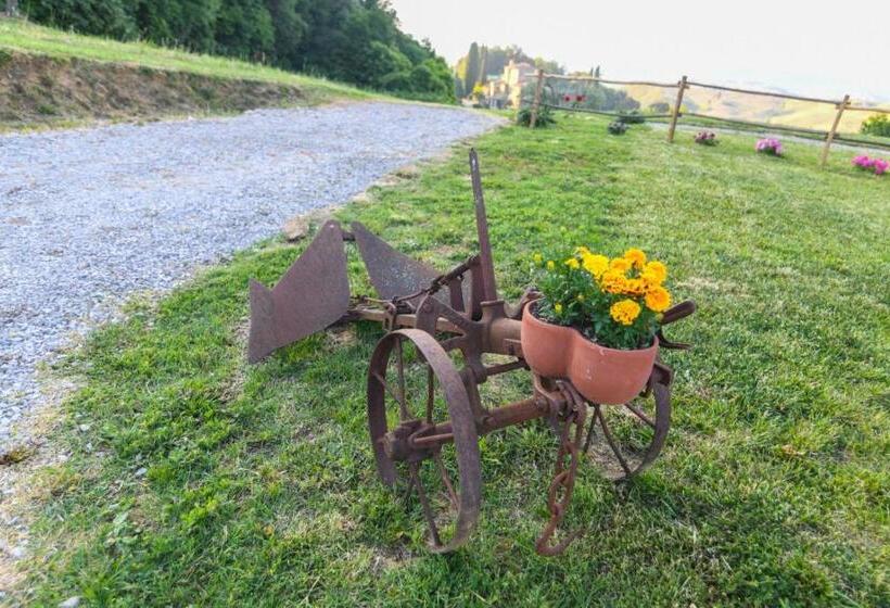 هتل Agriturismo Poggio Ridulfo