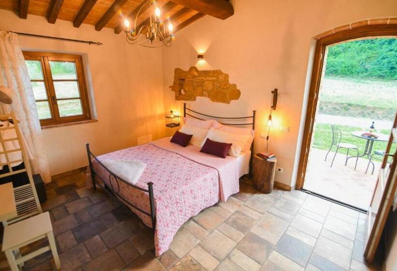 هتل Agriturismo Poggio Ridulfo