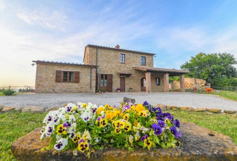 هتل Agriturismo Poggio Ridulfo