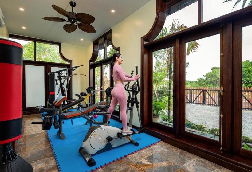 호텔 Bai Dinh Riverside Resort & Spa