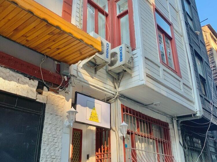 ホテル Golden Horn Life