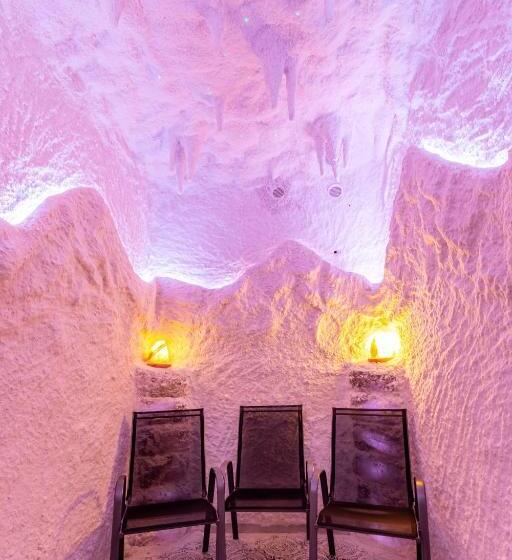 Hotel Konopka Forest Home & Spa