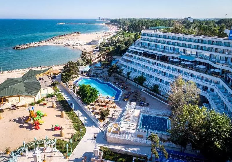 Hotelli Phoenicia Blue View