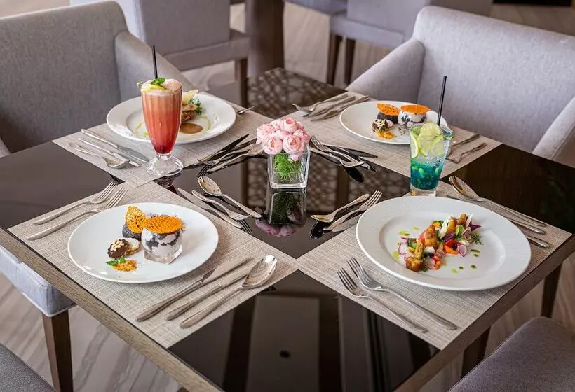 هتل Waves Aqua Resort