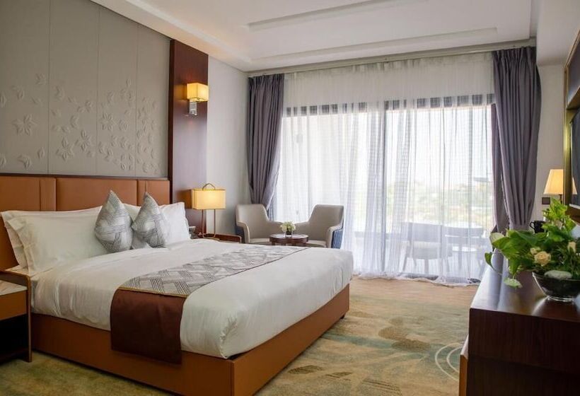 فندق Waves Aqua Resort