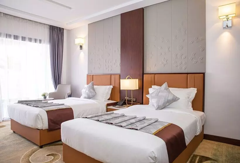 هتل Waves Aqua Resort