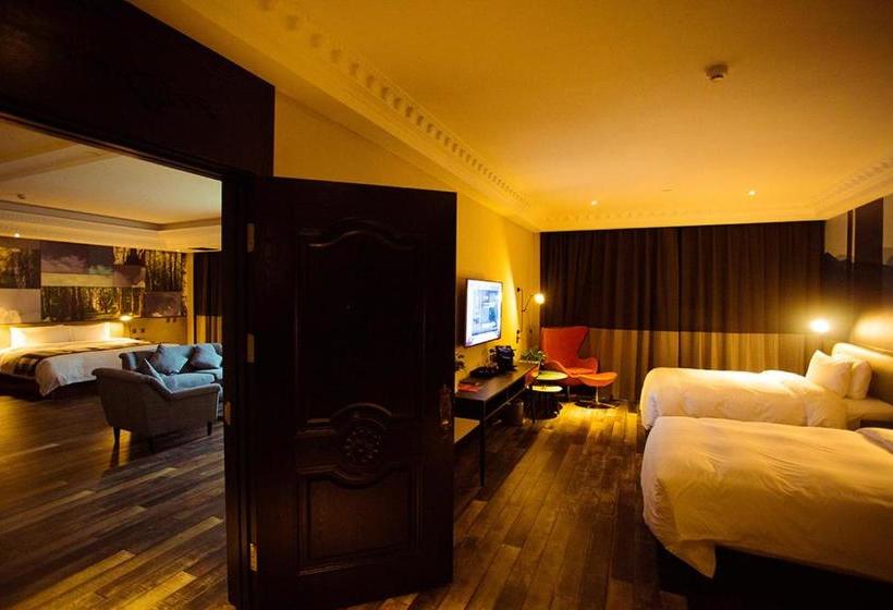 בית מלון כפרי Wyndham Garden Changbaishan Hot Spring Resort By Wyndham