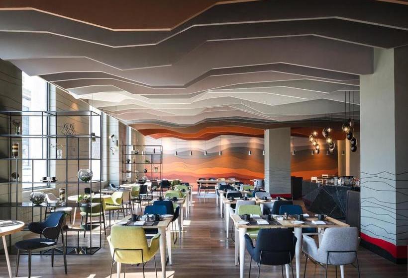 בית מלון כפרי Wyndham Garden Changbaishan Hot Spring Resort By Wyndham