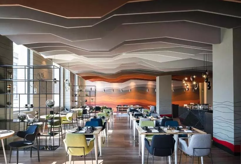 ホテル Wyndham Garden Changbaishan Hot Spring Resort By Wyndham