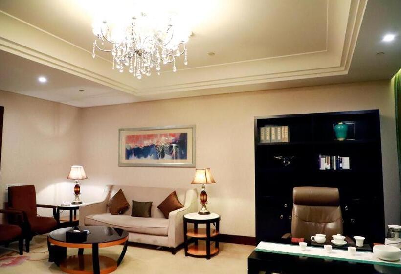 בית מלון כפרי Wyndham Xinyang Downtown