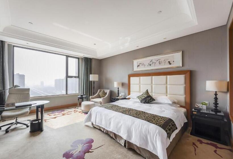 בית מלון כפרי Wyndham Xinyang Downtown