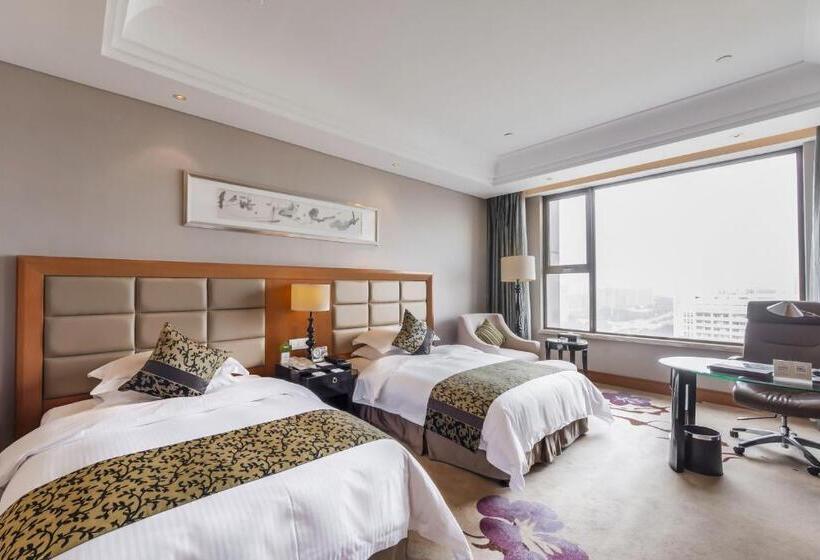 בית מלון כפרי Wyndham Xinyang Downtown