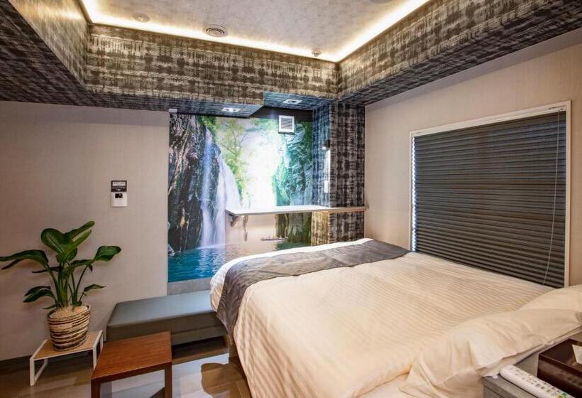 Hotel Xcell 広島 流川通り