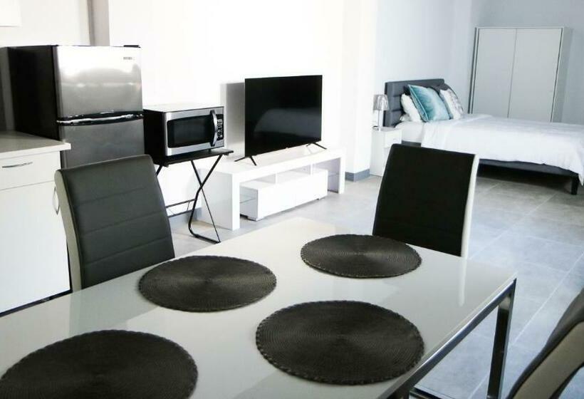 هتل Mavs Boutique At Ponce