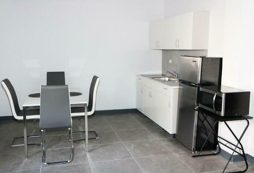 هتل Mavs Boutique At Ponce