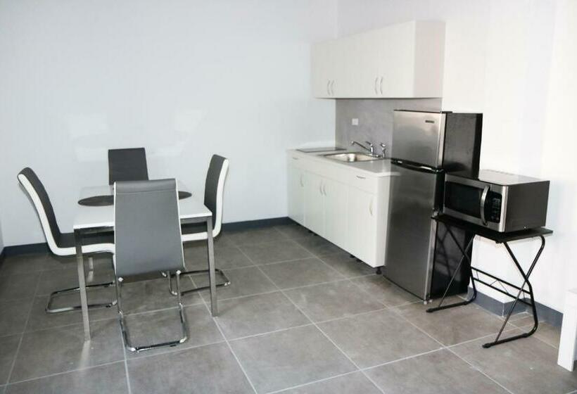 هتل Mavs Boutique At Ponce