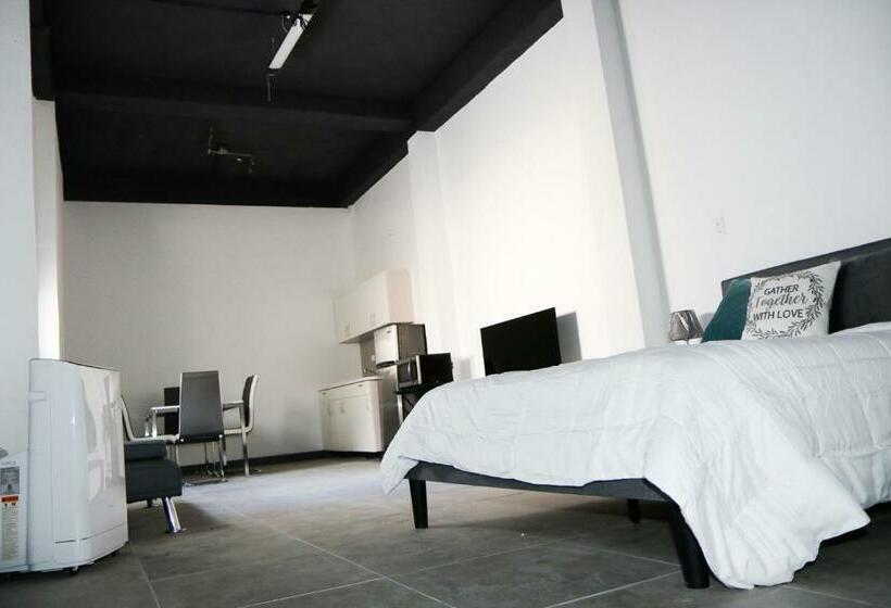 هتل Mavs Boutique At Ponce