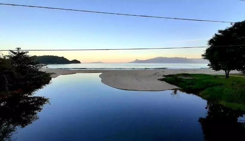 Majatalo A Ver O Mar Beach House